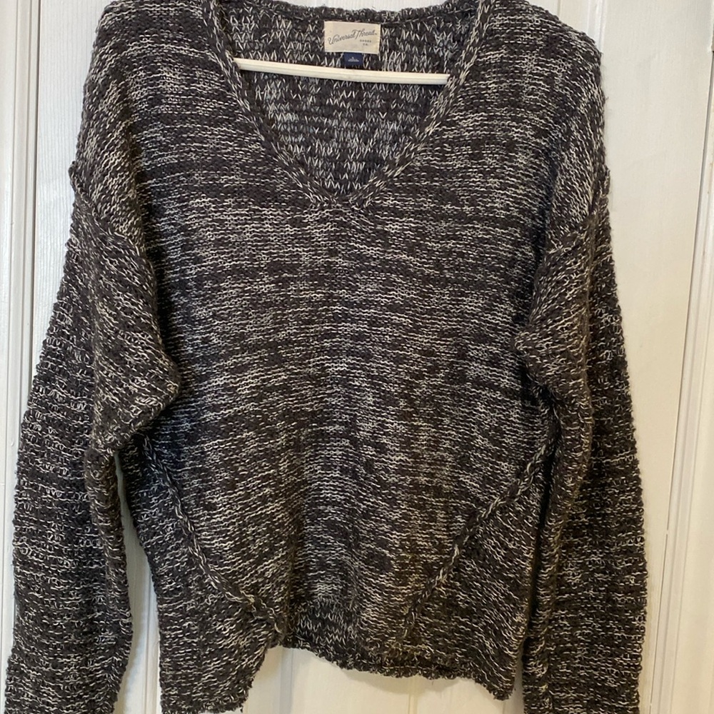 UNIVERSAL THREAD V NECK LONG SLEEVE COTTON SWEATER SIZE MED